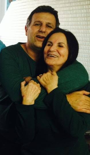 ז'קלין ז"ל עם בנה אייל