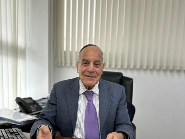 רו״ח עזרא ערוסי