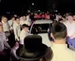 מהומה לילית: עשרות חרדים התפרעו בניסיון מעצר חבריהם והפכו רכבים