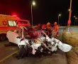 תאונה קשה בנגב הלילה: נהג רכב פרטי נפצע באורח קשה לאחר שהתנגש במשאית
